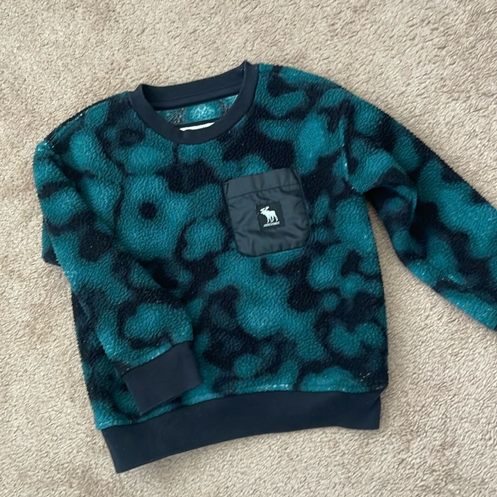 A&F fuzzy sweatshirt